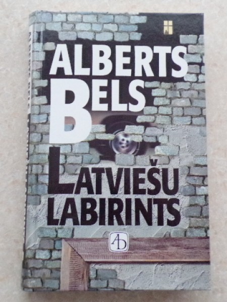 Latviešu labirints