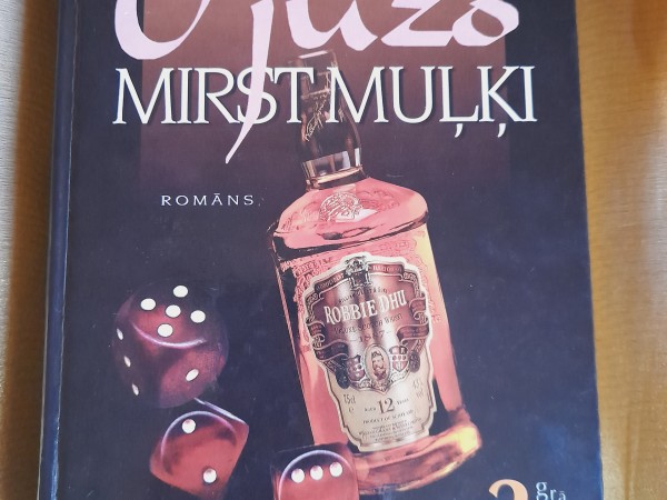 Mirst muļķi