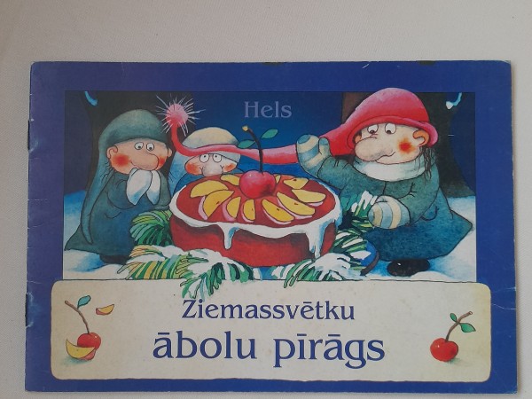 Ziemassvētku ābolu pīrāgs