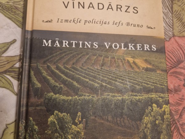 Tumšais vīnadārzs