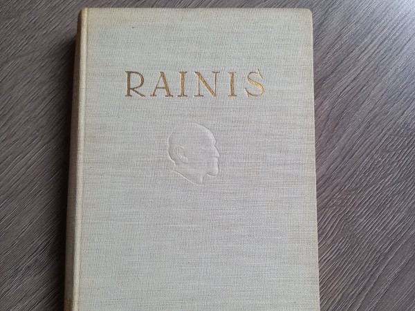 Kopotie raksti pirmais sējums.