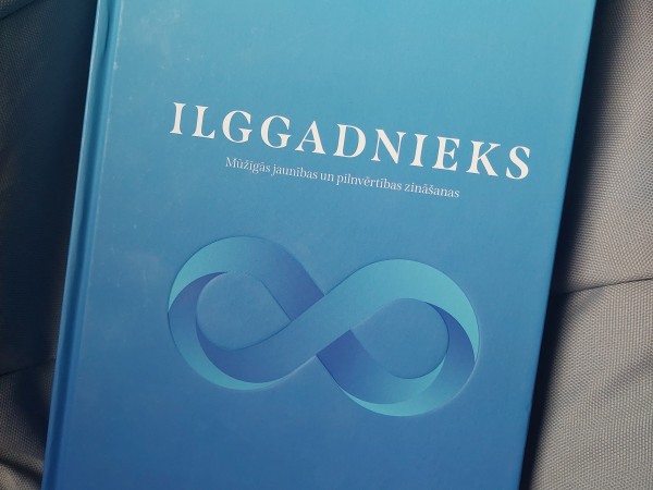 Ilggadnieks