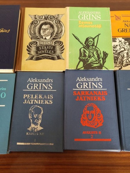 Triloģija Melnais Jātnieks / Pelēkais Jātnieks / Sarkanais Jātnieks/Dvēseļu putenis/Stāsti un novele