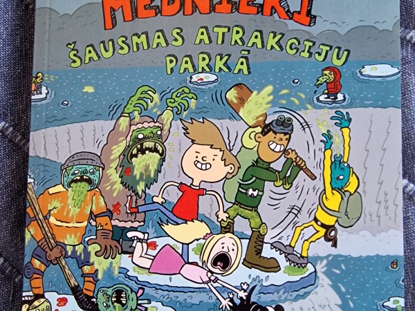 Zombiju mednieki. Šausmas atrakciju parkā.