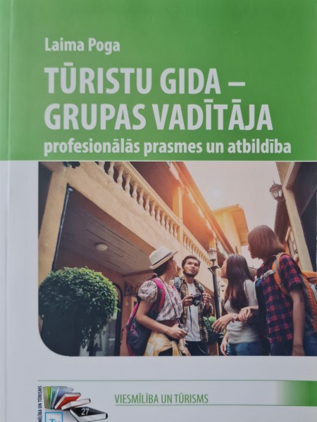 Tūristu gids grupas vadītājs