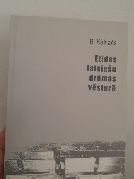 Latviešu drāmas vēstures etīdes