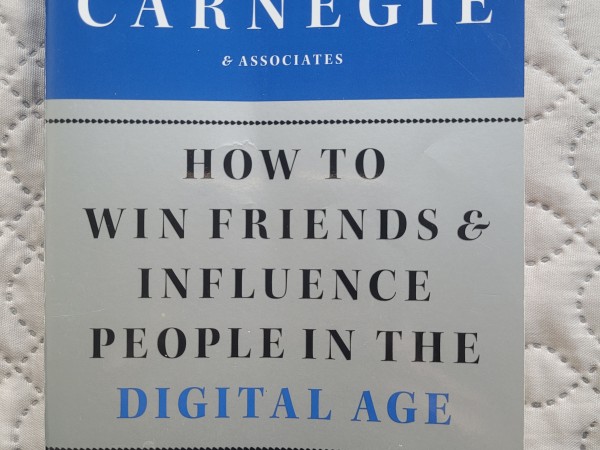 How to win friends& influence people in the digital age