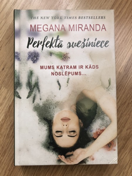 Perfektā svešiniece