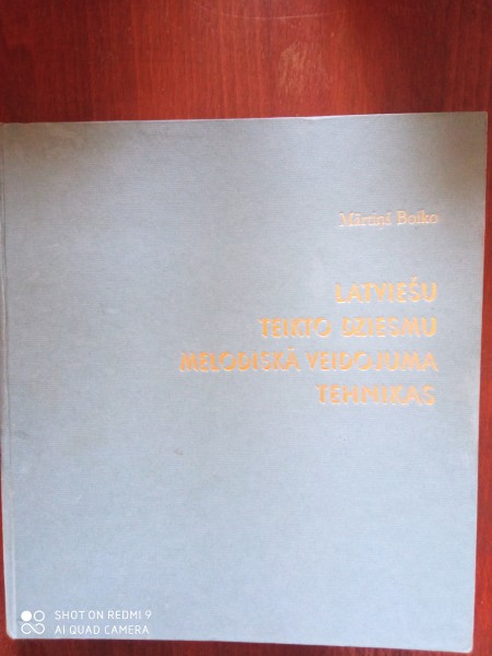 Latviešu teikto dziesmu melodiskā veidojuma tehnikas