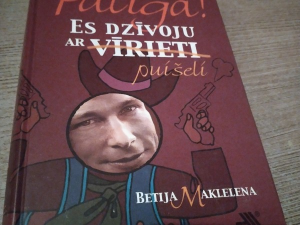 Palīgā! Es dzīvoju ar vīrieti puišeli