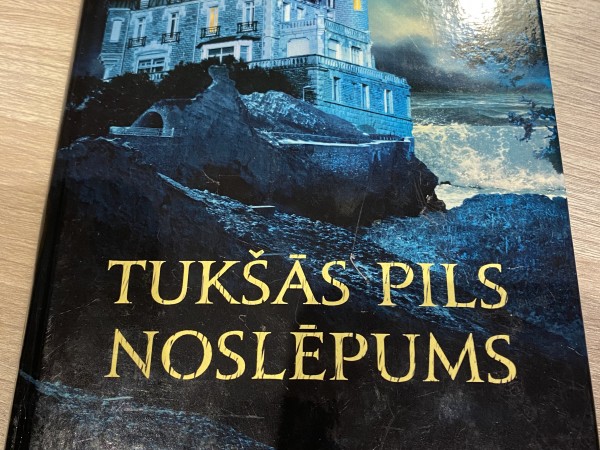 Tukšās pils noslēpums