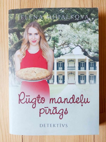 Rūgto mandeļu pīrāgs