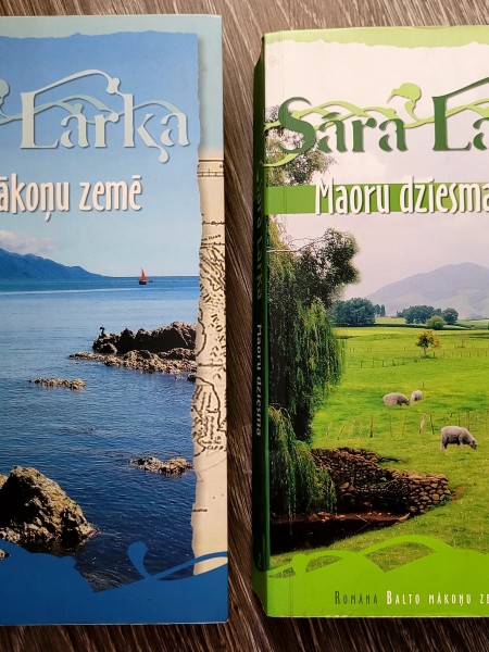 Baltā mākoņu zeme; Maoru dziesma