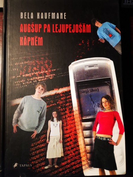 Augšup pa lejupejošām kāpnēm.