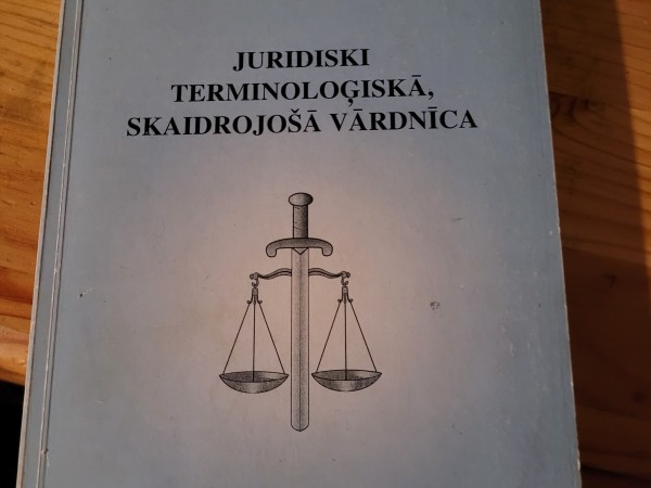 Juridiski terminoloģiskā skaidrojošā vārdnīca