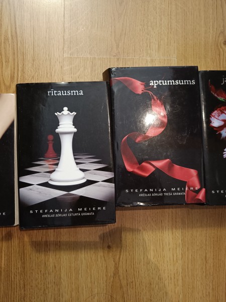 Krēsla, Rītausma, Aptumsums, Jauns mēness