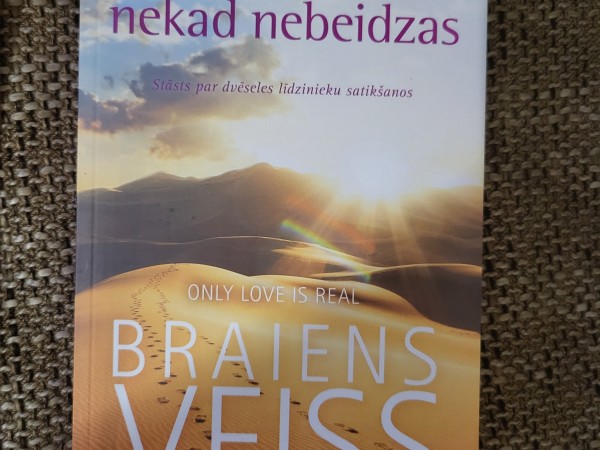 Mīlestība nekad nebeidzas