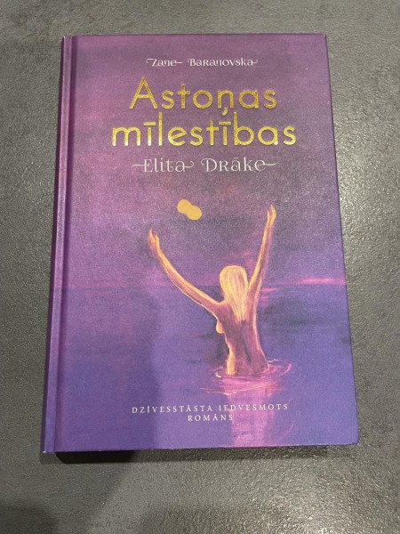 Astoņas mīlestības