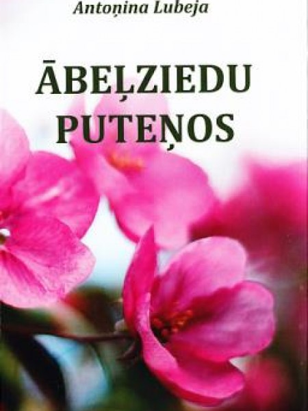 Ābeļziedu puteņos