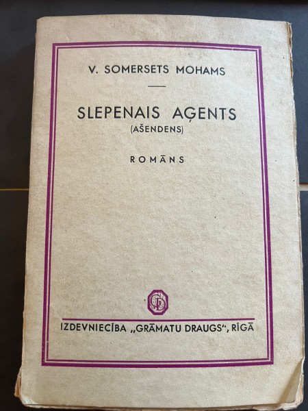 Slepenais aģents Ašendens