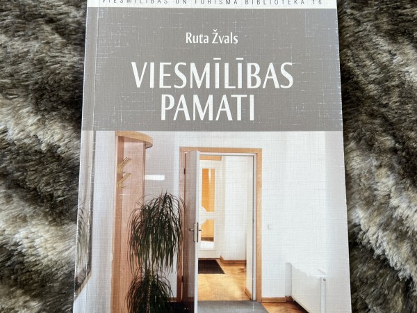 Viesmīlības pamati