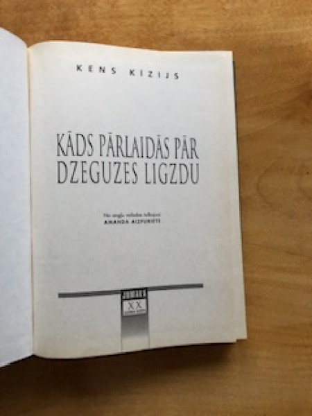 Kāds pārlaidās pār dzeguzes ligzdu