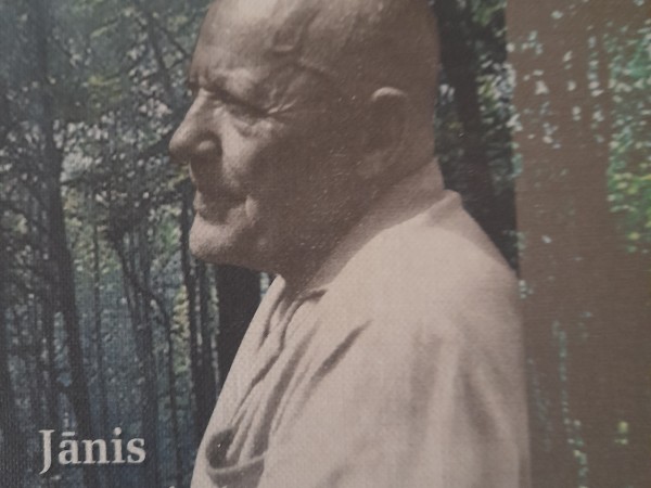 SAVĒJIE AP GAIZIŅKALNU