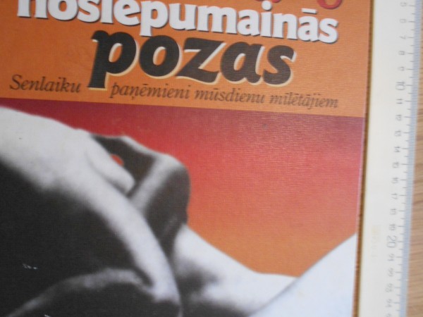 Mīlas noslēpumainās pozas