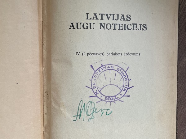 Latvijas augu noteicējs