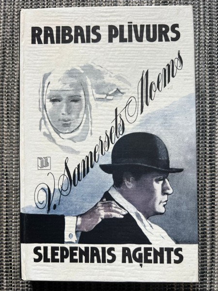 Raibais plivuris. Slepenais aģents