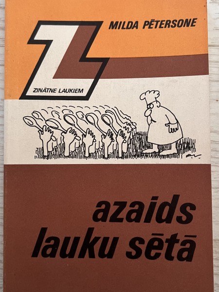 Azaids lauku sētā