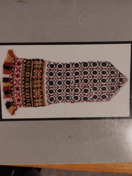 Latviešu cimdi. Raksti un tehnikas.