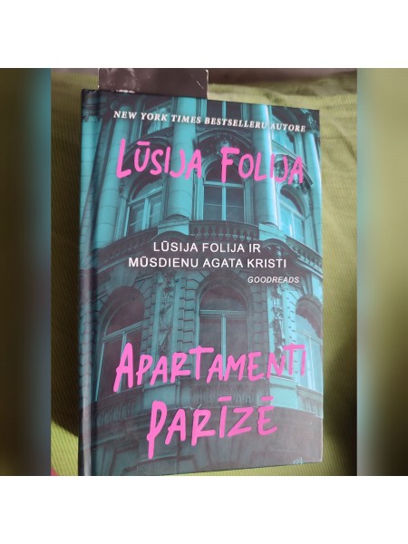 Apartamenti parīzē