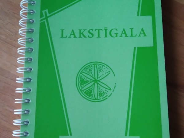 Lakstīgala