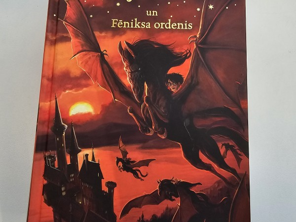 Harijs Poters un Fēniksa ordenis