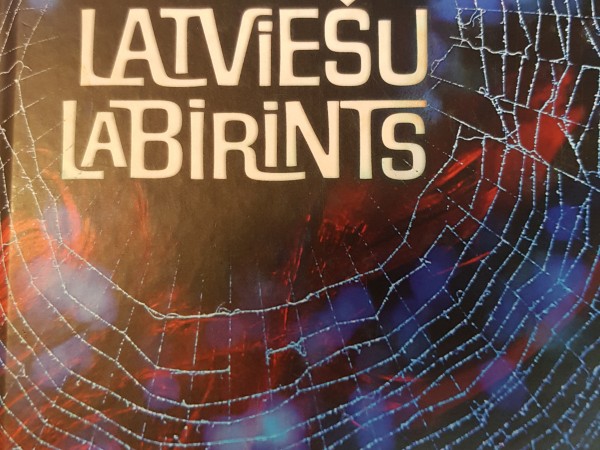 Latviešu labirints