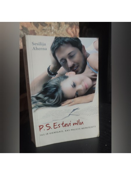 P.S. Es tevi mīlu