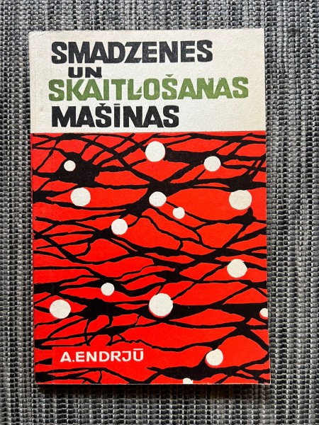 Smadzenes un skaitļošanas mašīnas