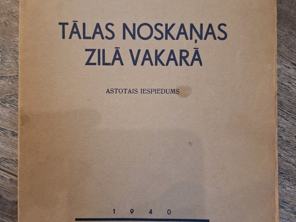 Tālas noskaņas zilā vakarā