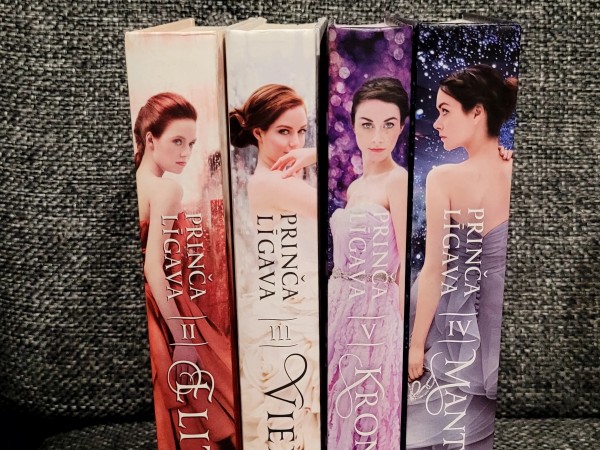 Prinča līgava. Elite II; Vienīgā III; Mantiniece IV; Kronis V