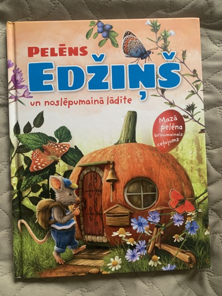 Pelēns Edžiņš un noslēpumainā lādīte