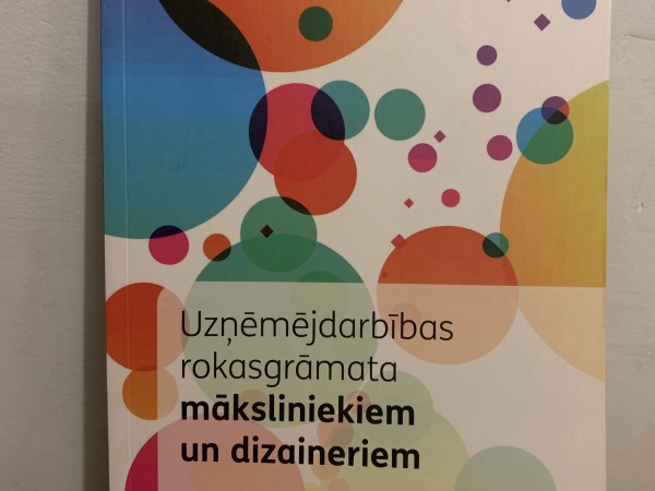 Uzņēmējdarbības rokasgrāmata māksliniekiem un dizaineriem