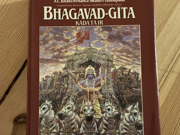BHAgavad-gīta kāda tā ir