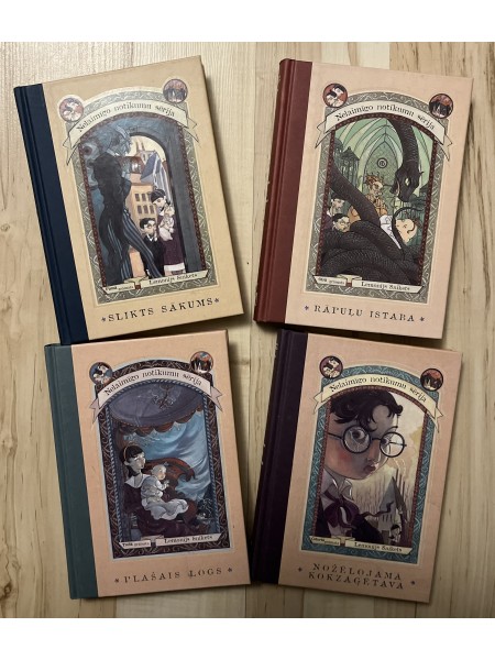 4 grāmatas kopā- Nelaimīgo notikumu sērija