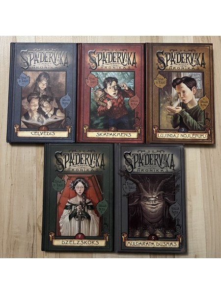 Visas 5 grāmatas kopā- Spaidervika Hronikas