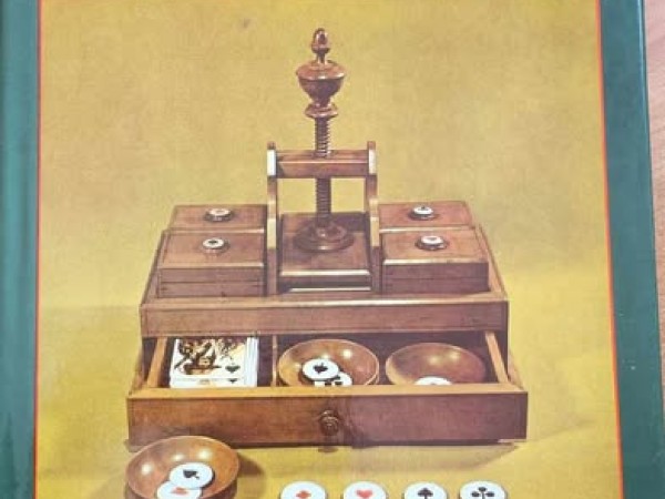 Rund um die Spielkarte