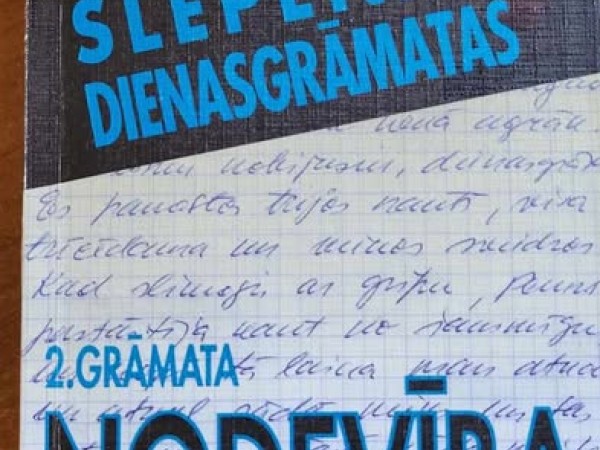 Slepenās dienasgrāmatas 2. grāmata Nodevība