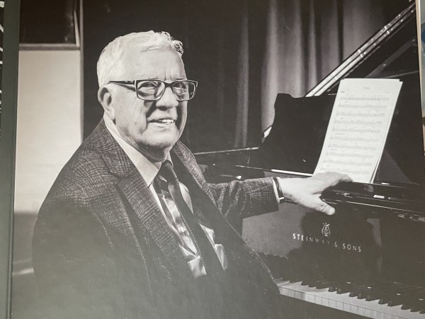 500 dziesmu vàrdi un akordi