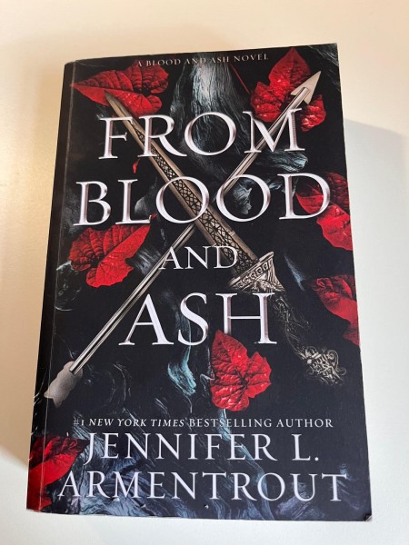 From Blood and Ash (Blood and ash, 1)