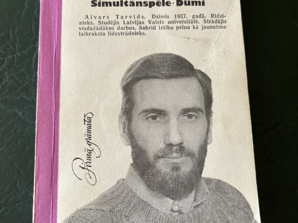 Simultānspēle. Dūmi